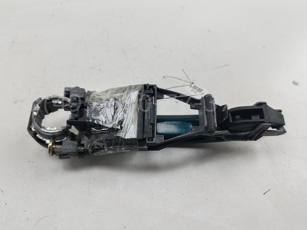 Ручка двери передней наружная левая