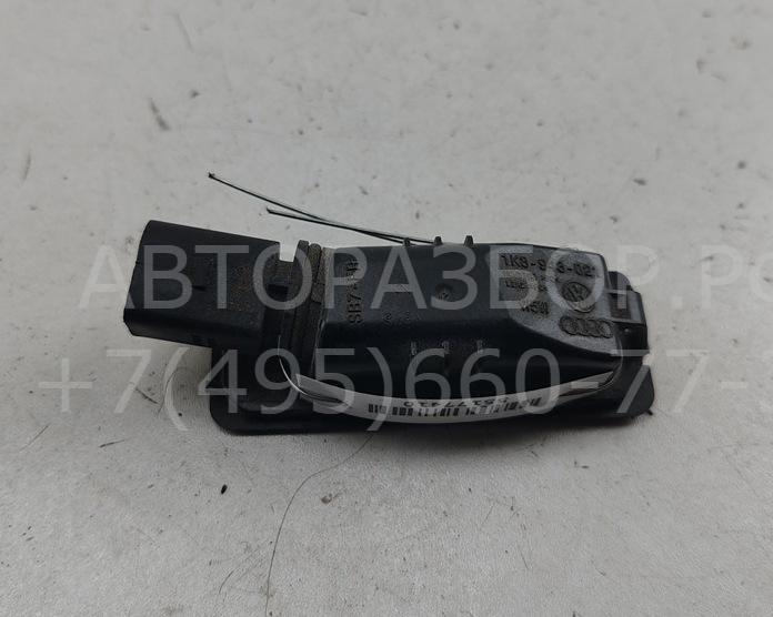 Фонарь подсветки номера