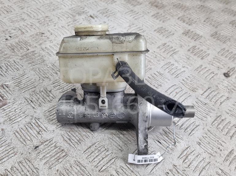 Цилиндр тормозной главный