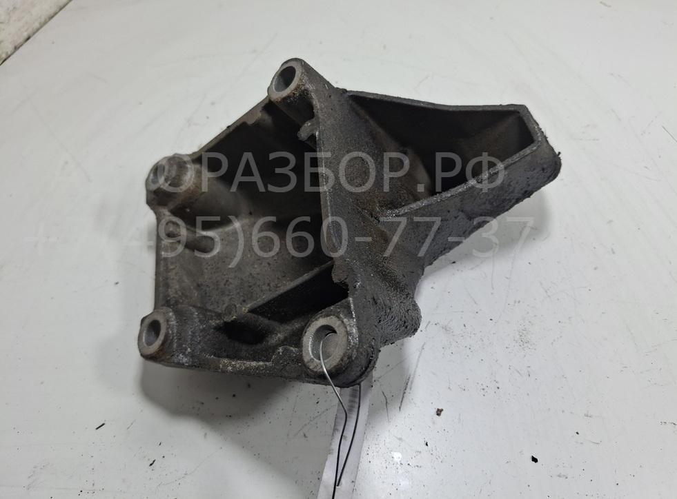 Кронштейн двигателя левый