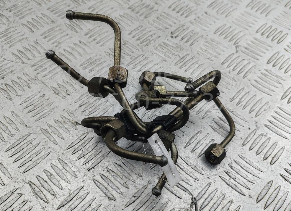 Трубка топливная