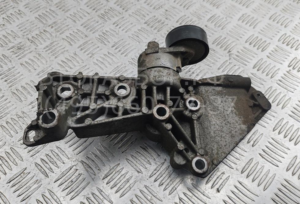 Кронштейн генератора