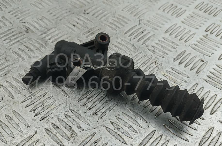 Цилиндр сцепления рабочий