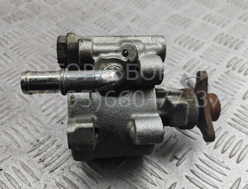 Насос ГУР (гидроусилитель руля)