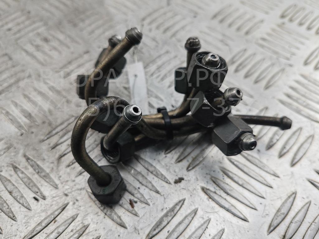 Трубка топливная