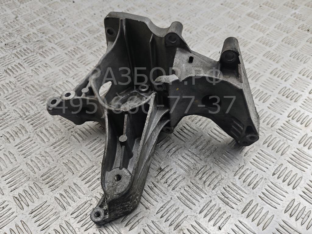 Кронштейн генератора