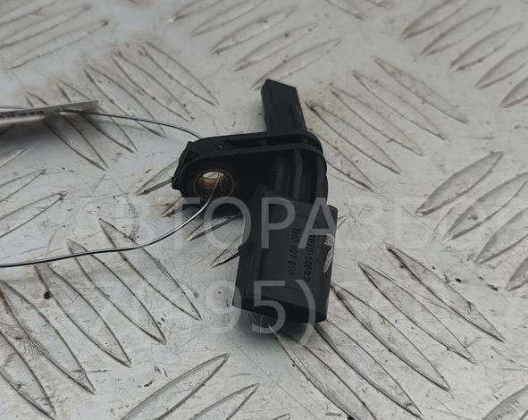 Датчик ABS передний