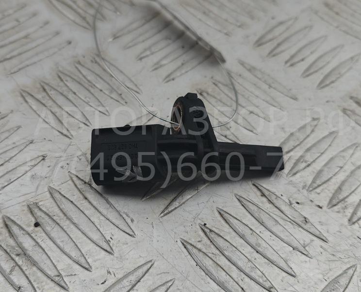 Датчик ABS передний