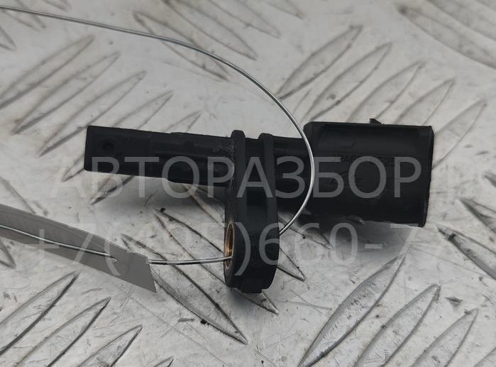 Датчик ABS передний