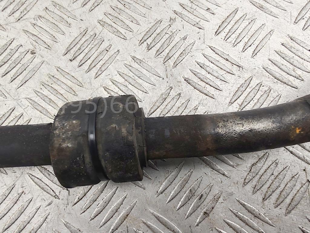 Стабилизатор передний