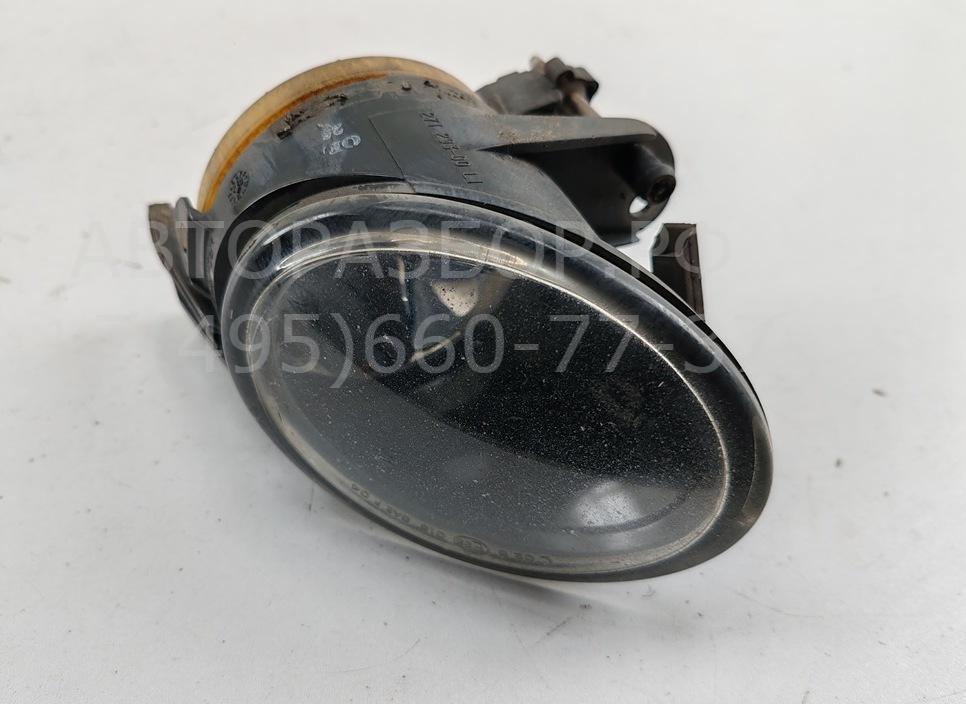 Фара противотуманная левая