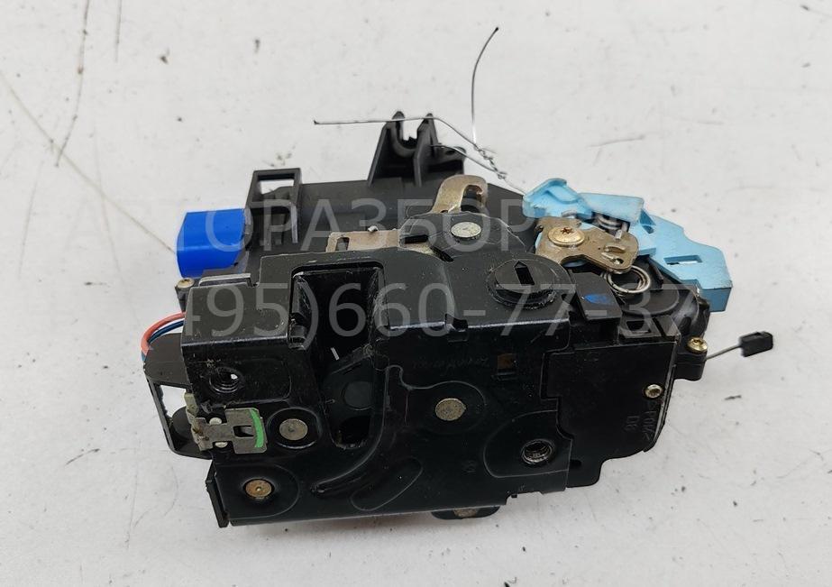 Замок двери задней правой