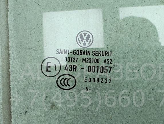 Стекло двери задней правой