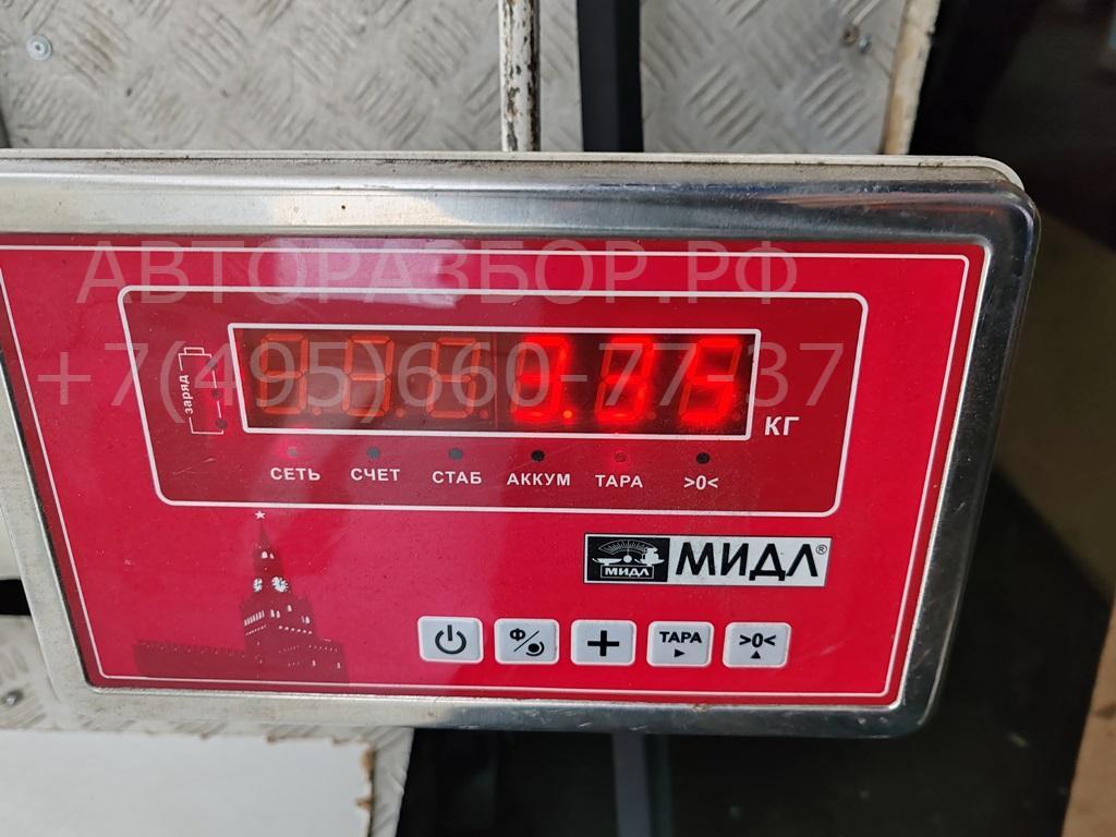 Стекло двери передней правой