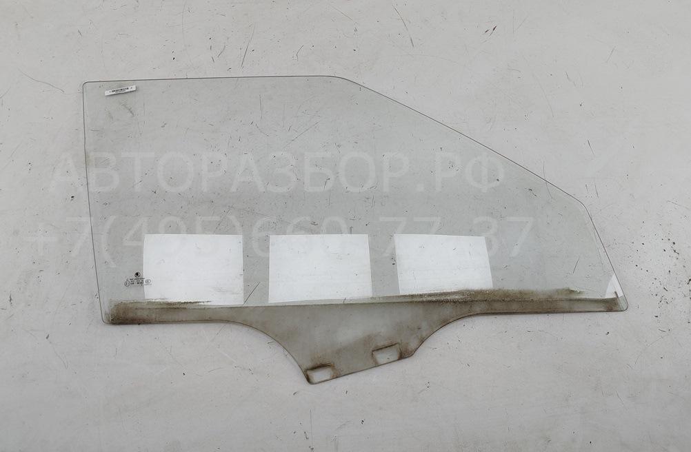 Стекло двери передней правой