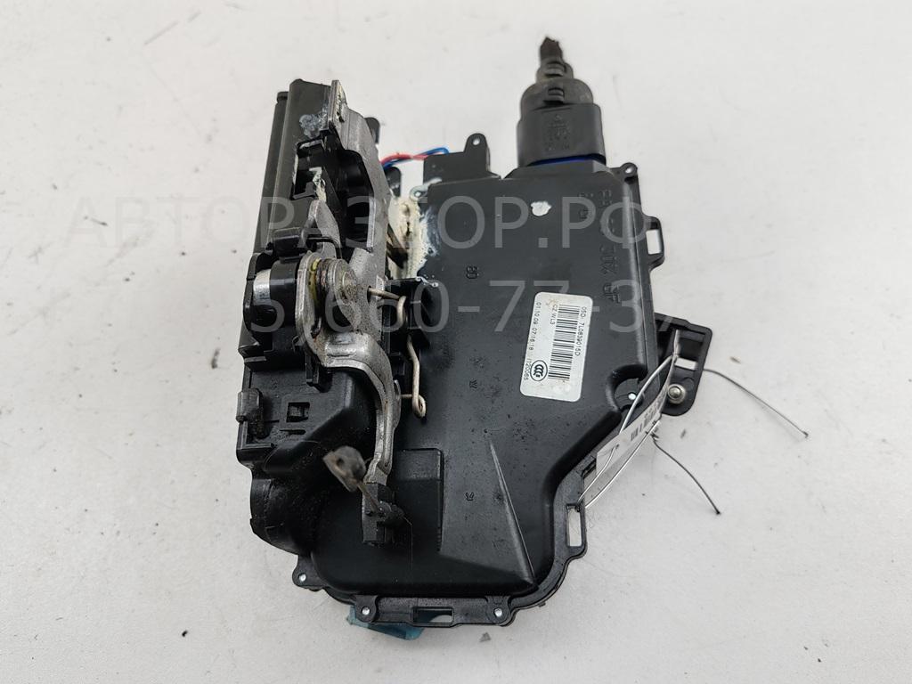 Замок двери задней левой