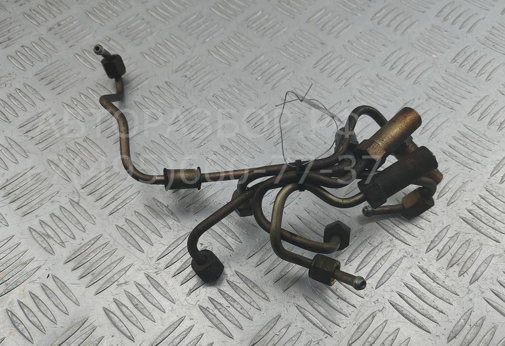 Трубка топливная