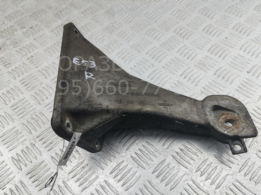 Кронштейн двигателя правый