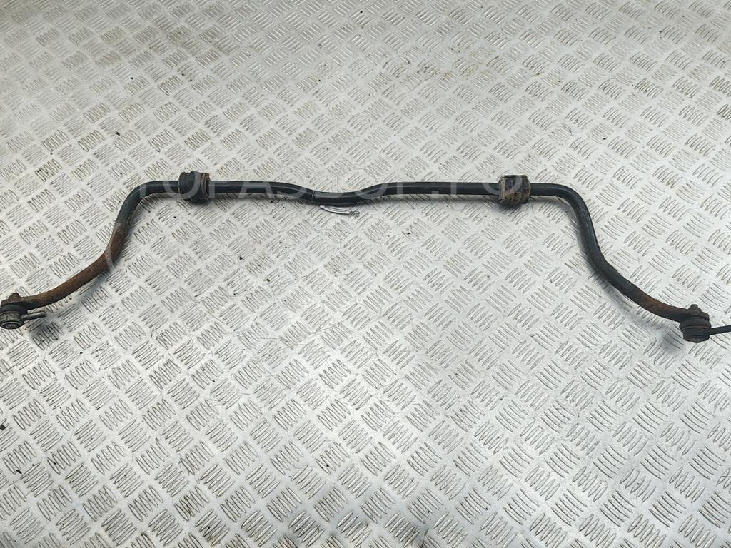 Стабилизатор передний