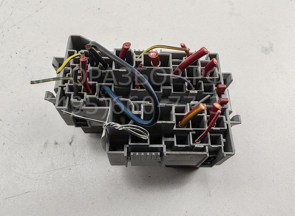 Блок предохранителей