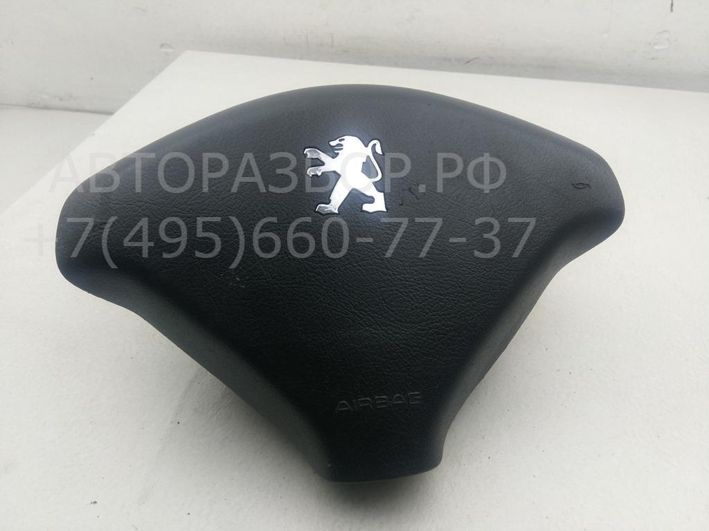 Подушка безопасности в рулевое колесо