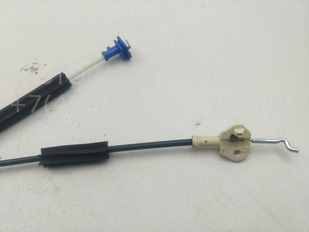 Трос открывания двери