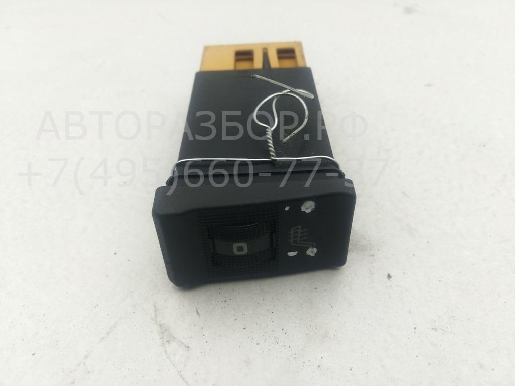 Кнопка обогрева сидений