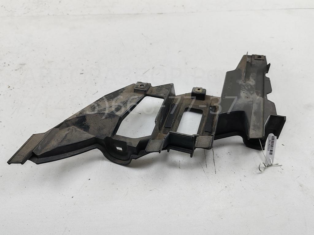 Крепеж фары