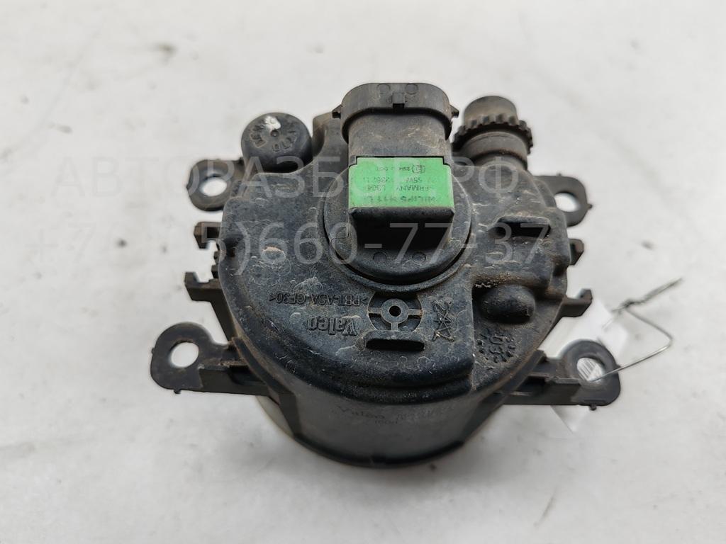 Фара противотуманная левая