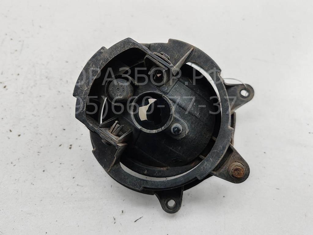 Фара противотуманная левая