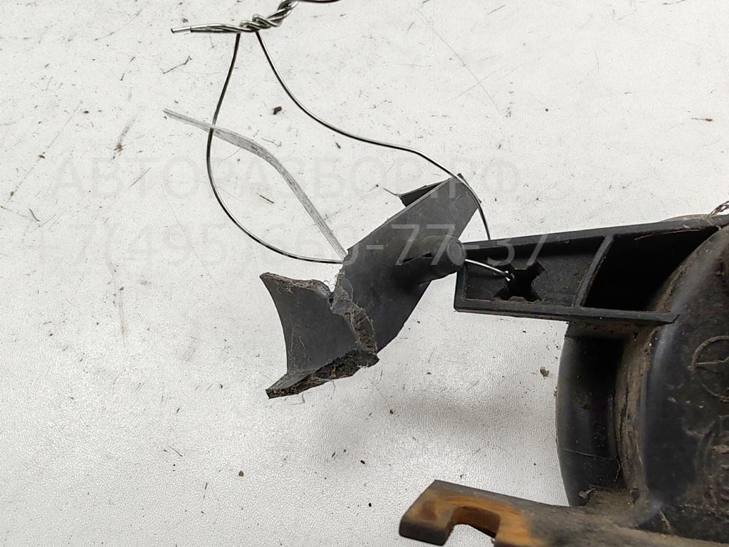 Фара противотуманная левая