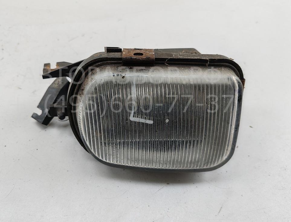 Фара противотуманная левая