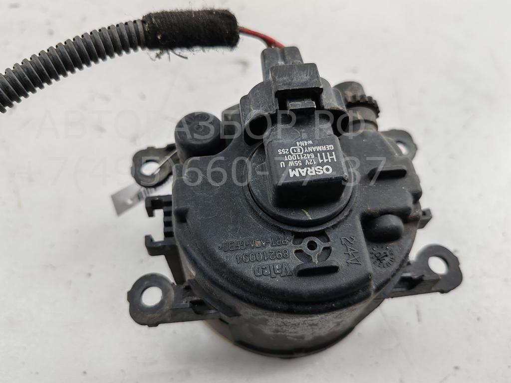 Фара противотуманная левая