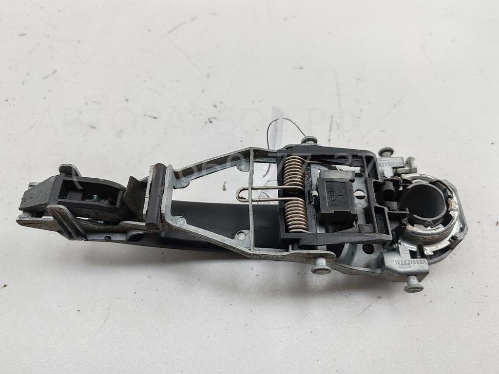 Ручка двери задней наружная левая