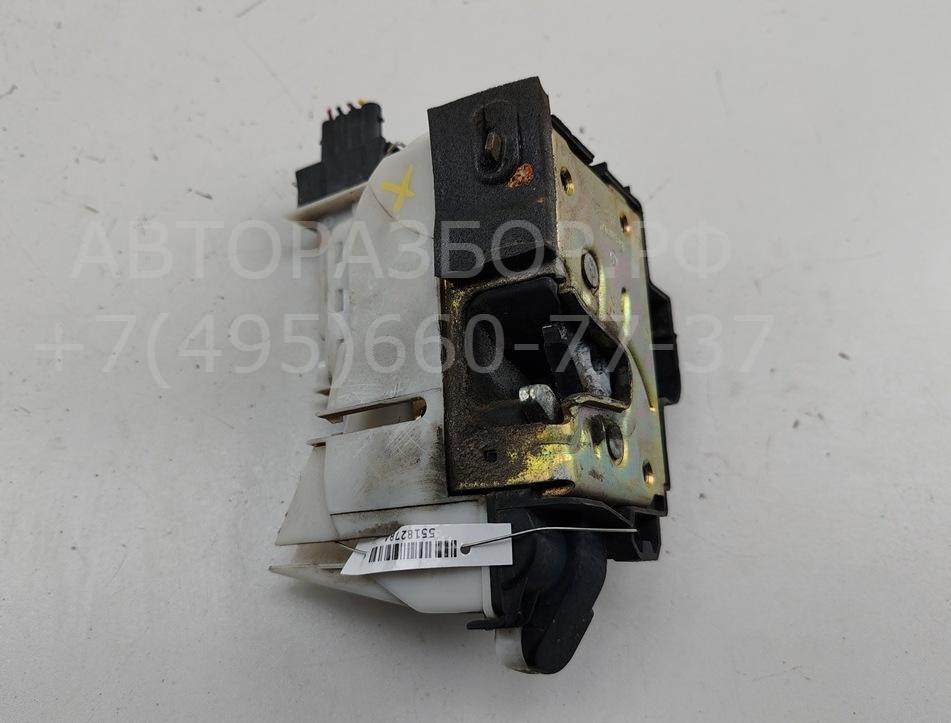 Замок двери задней левой
