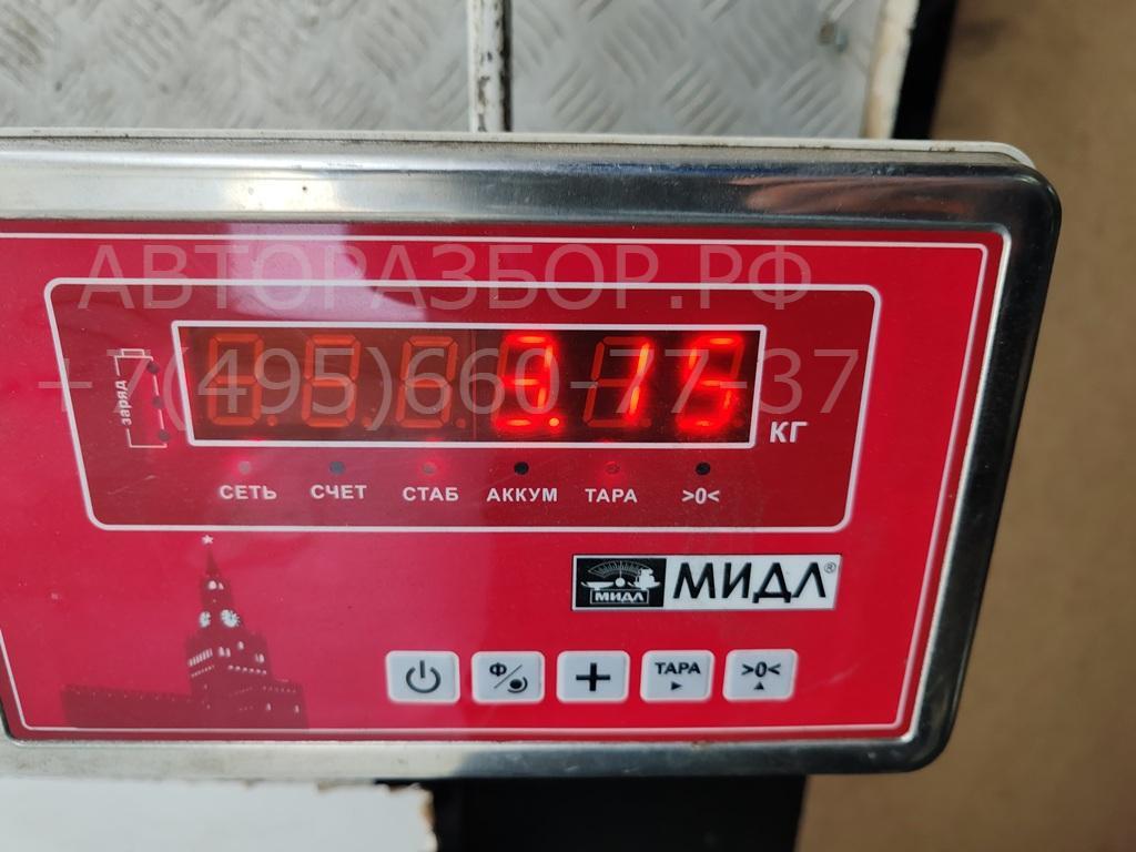 Стекло двери передней левой