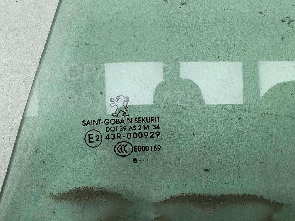Стекло двери задней левой