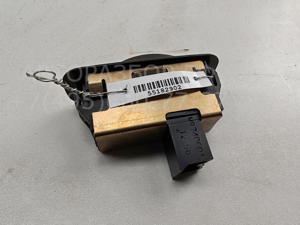 Кнопка стеклоподъемника