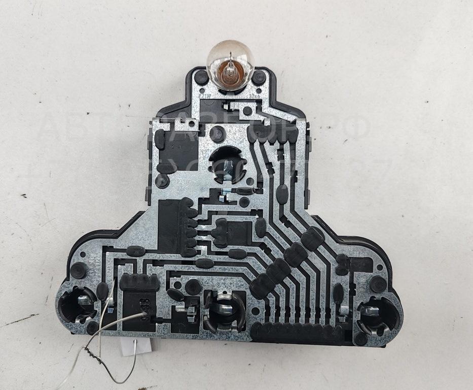Плата заднего фонаря левого
