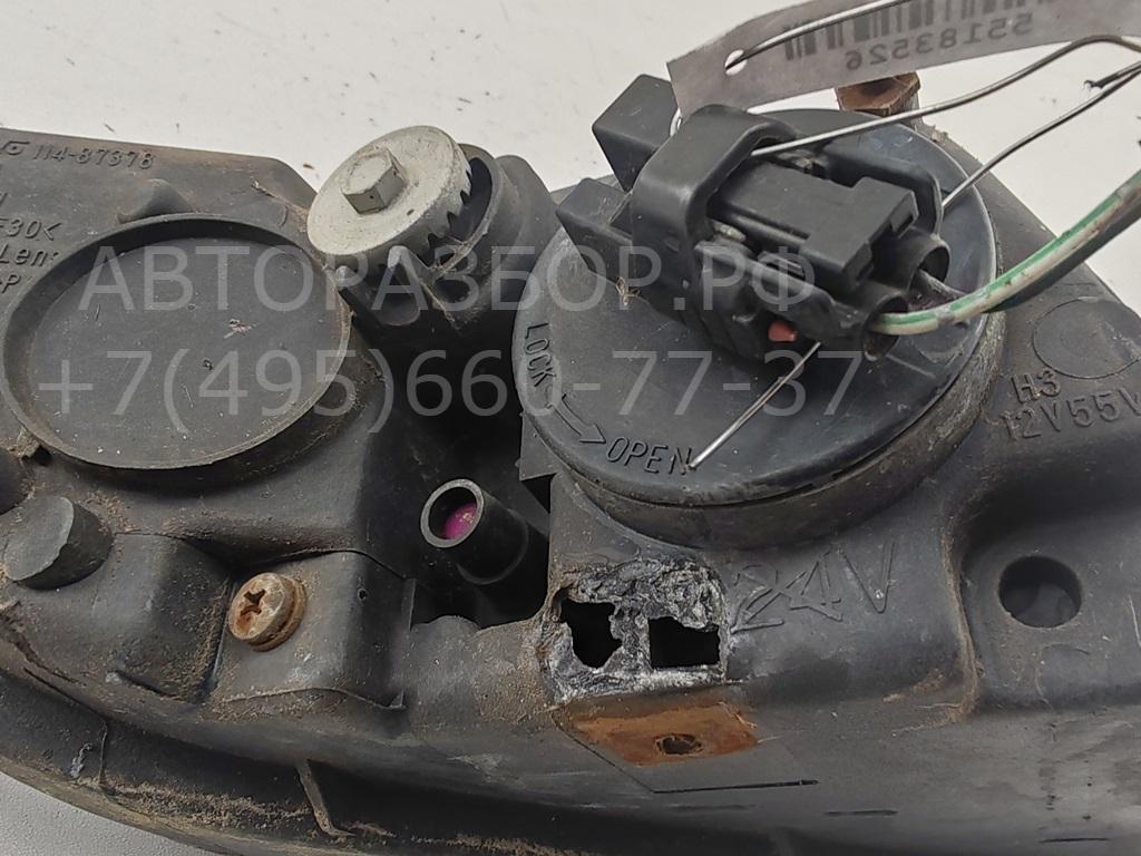 Фара противотуманная левая