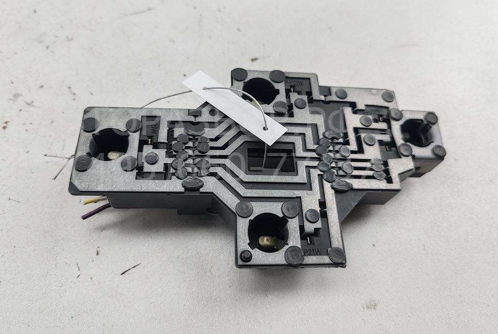 Плата заднего фонаря левого