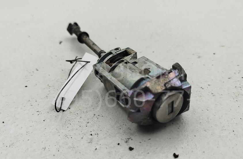 Вставка замка двери