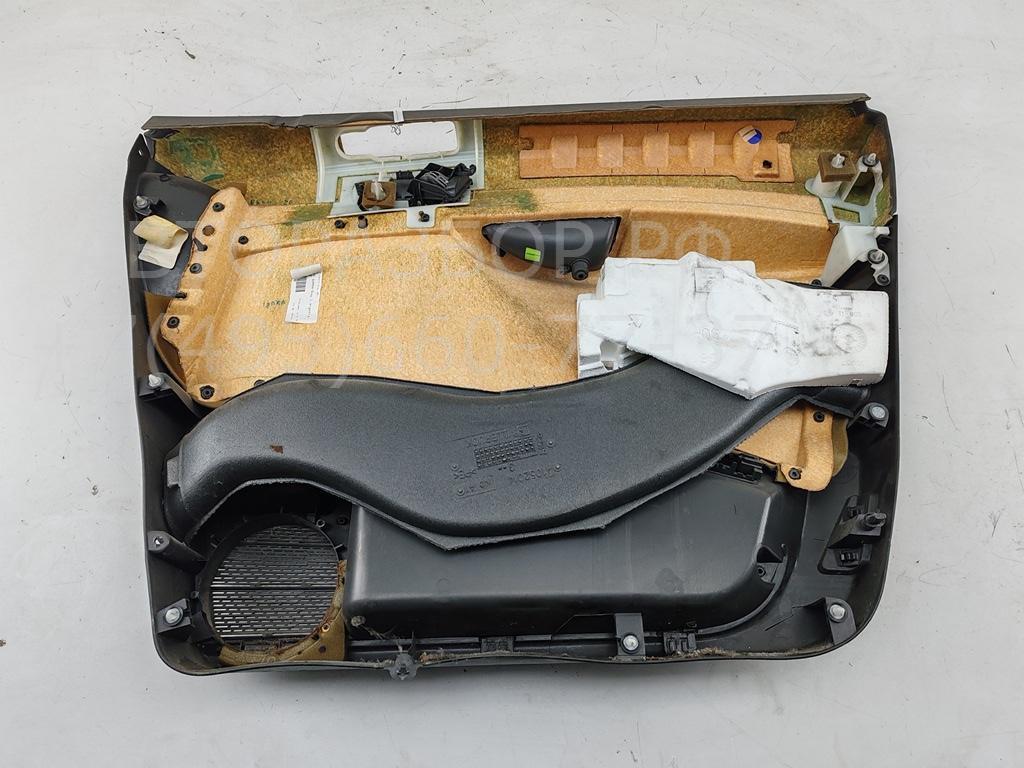 Обшивка двери передней левой