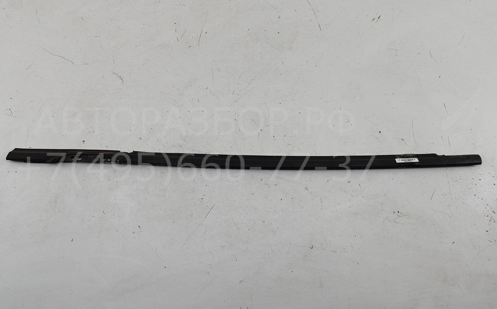 Накладка стекла переднего левого