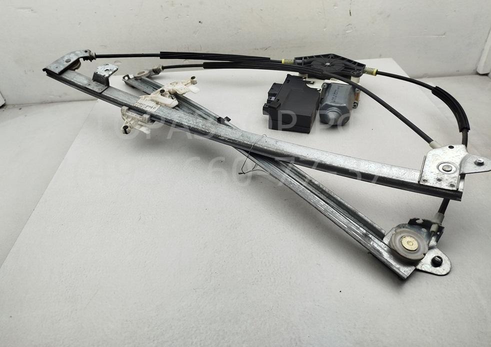 Стеклоподъемник электр. передний левый