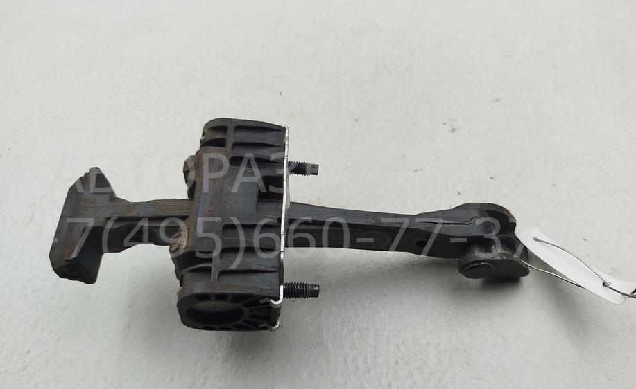 Ограничитель двери