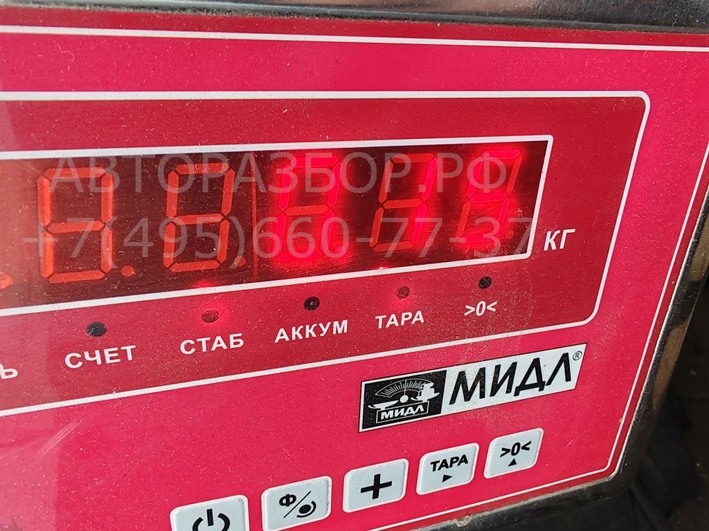 Молдинг двери передней левой