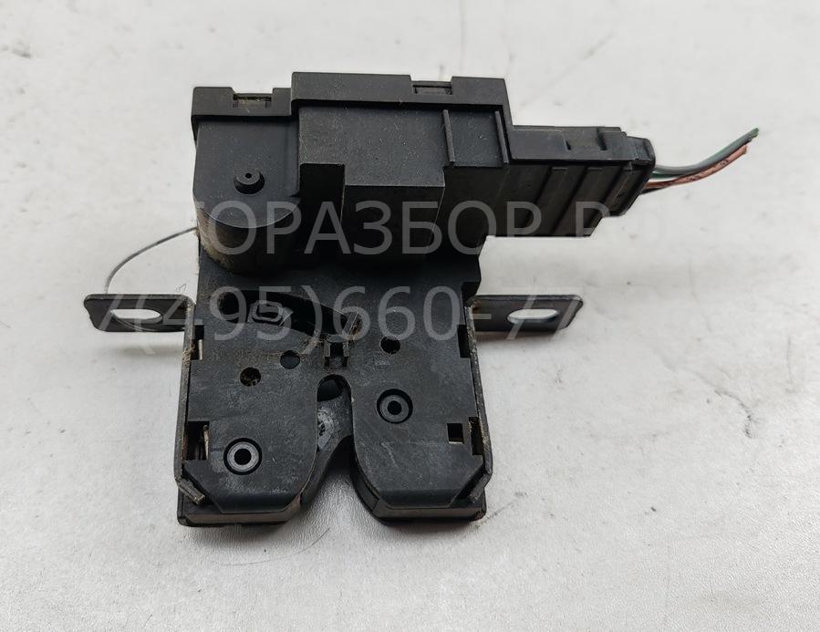 Замок багажника