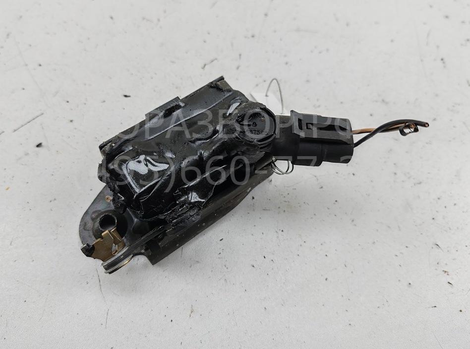 Замок багажника