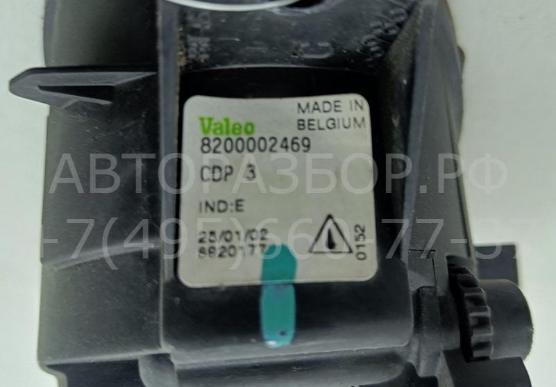 Фара противотуманная левая